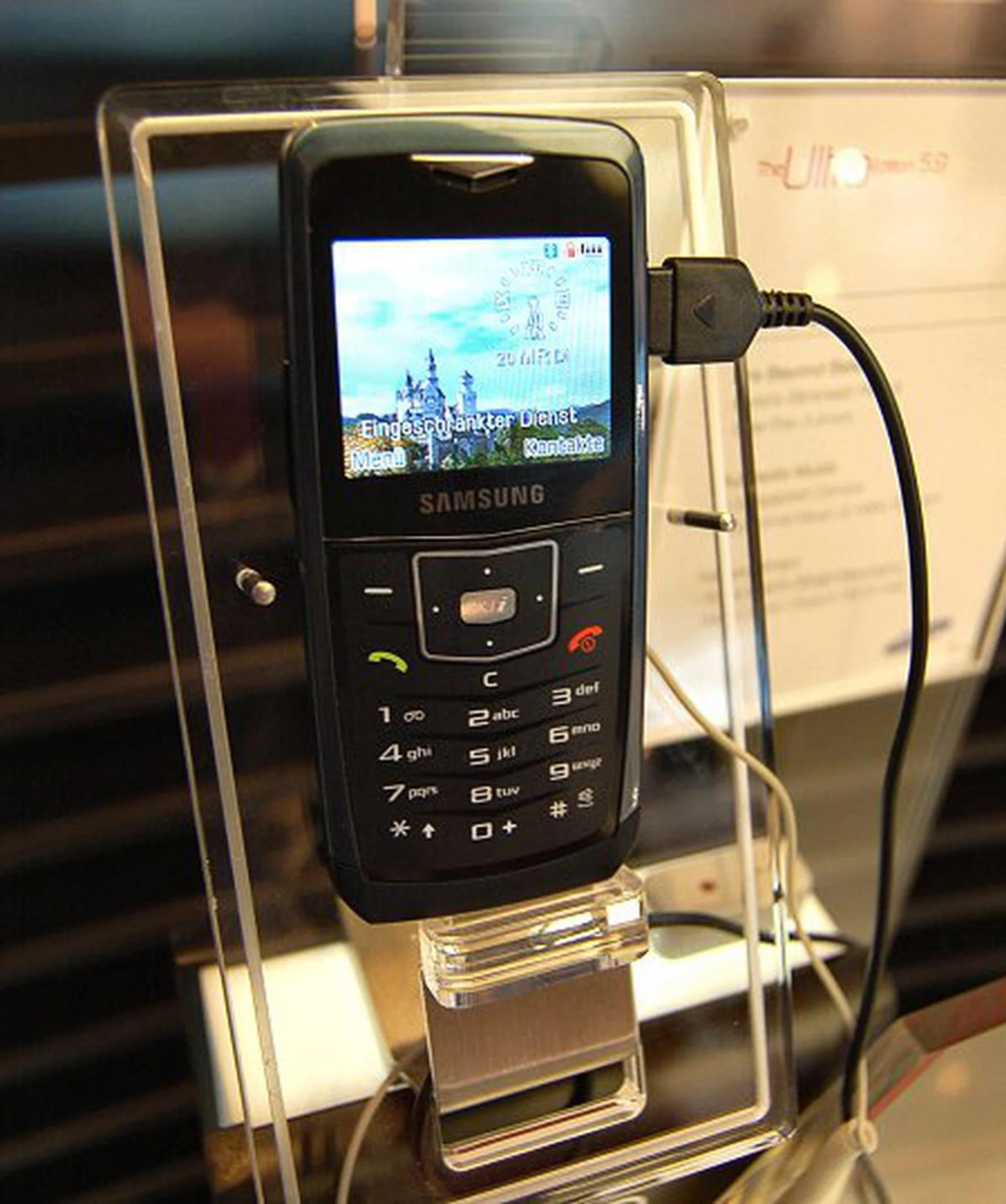  The Samsung Ultra II 5.9 edition model (U100), dubbed the world’s slimmest phone, was also shown in Barcelona and again at CeBIT 2007. Supporting EDGE, GPRS Class 10 with triband network frequency support (900/1800/1900MHz), the U100 comes with a 3-megapixel camera with Auto Focus, 1.93” 220 x 176) display with features similar to the 10.9 edition. While it supports only Bluetooth, it has USB 2.0, Smart Search and Background Music Play. It has no memory slot but a built-in memory of 70MB, and measures 105.5 x 50 x 5.9mm.  