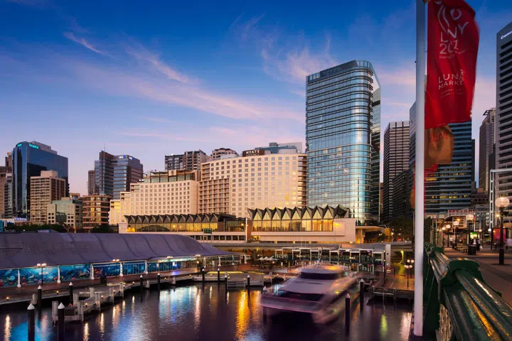exterior of hyatt regency sydney