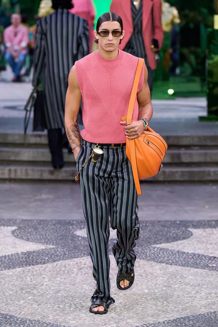 Versace spring/summer 2023. Photo: Showbit 