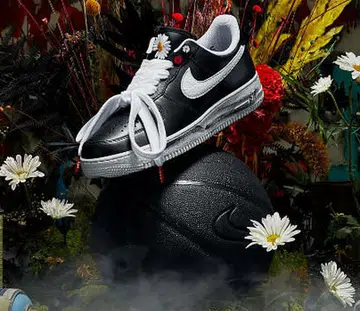 PEACEMINUSONE x Nike Air Force 1 "Para-noise"