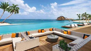 Hilton Maldives Amingiri Resort & Spa