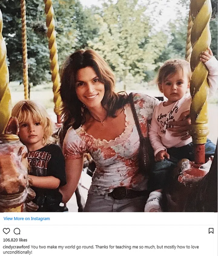 Photo: Instagram/@cindycrawford