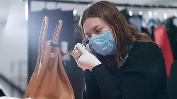 Why shopping preloved fashion pieces second hand bags at Vestiaire Collective should be your next move.