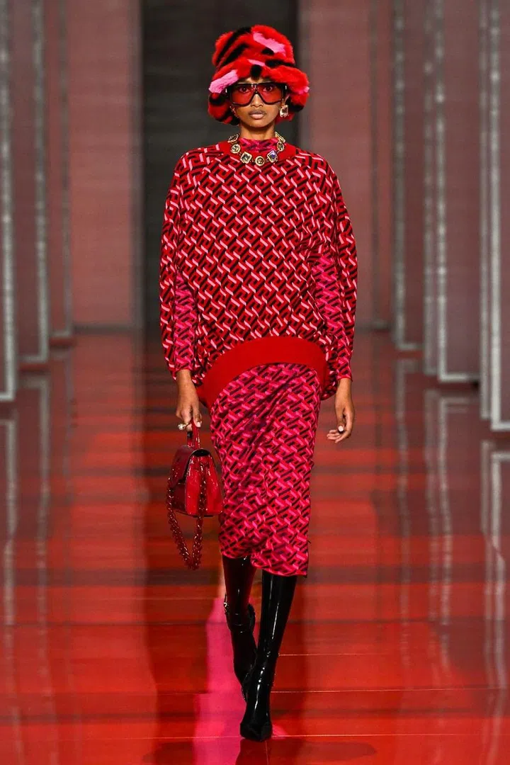 Photo: Versace