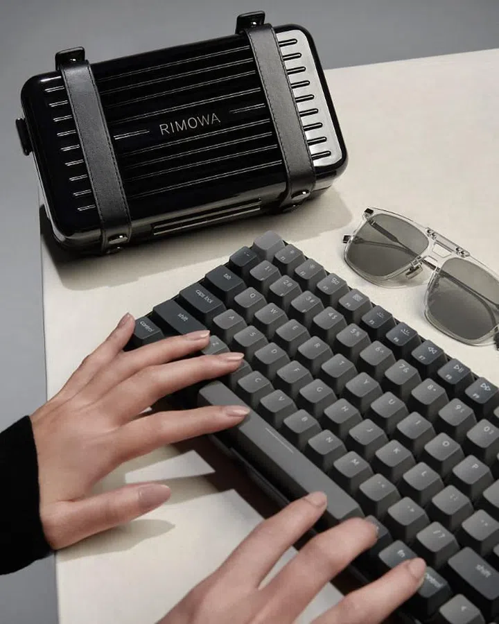 Rimowa Personal Black