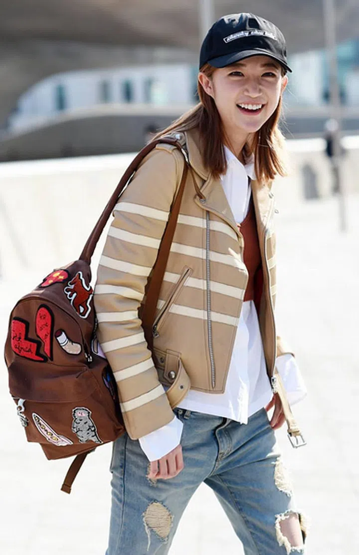Reach into the back of your closet and fish out those old backpacks. It is time to give them a new life with cool iron-on patches. Opt for military insignias, cool logos or even sew on odd pieces of denim. One can never be too old for craftwork. Get busy! Photo: Instagram/@streetper