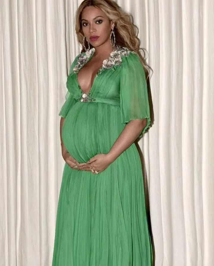 In Gucci for the LA Premiere of Beauty and The Beast. Photo: @beyonce