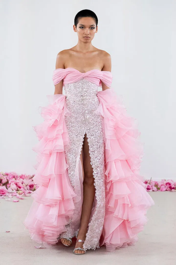 Giambattista Valli,
Fall Winter 2023-24,
Haute couture