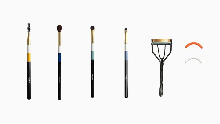Photo: Hermés BeautyFrom left to right: Le traceur, L’ombreur, L’estompeur, La brosse and the Courbe-cils. 