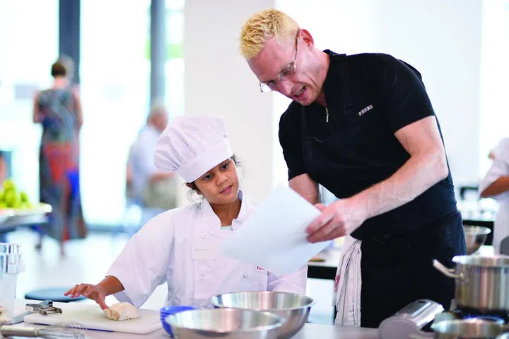 SB0315Junior_Advertorial_Top School Programmes Chef 2