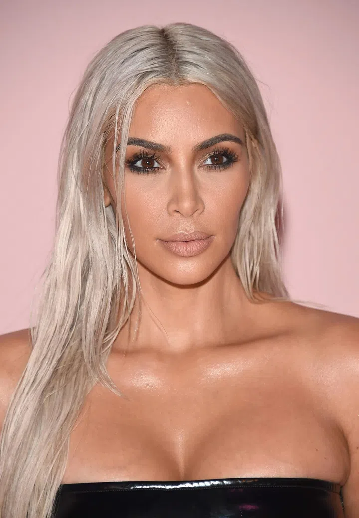 NEW YORK, NY - SEPTEMBER 06: Kim Kardashian attends the Tom Ford fashion show during New York Fashion Week on September 6, 2017 in New York City.  (Photo by Gary Gershoff/WireImage)