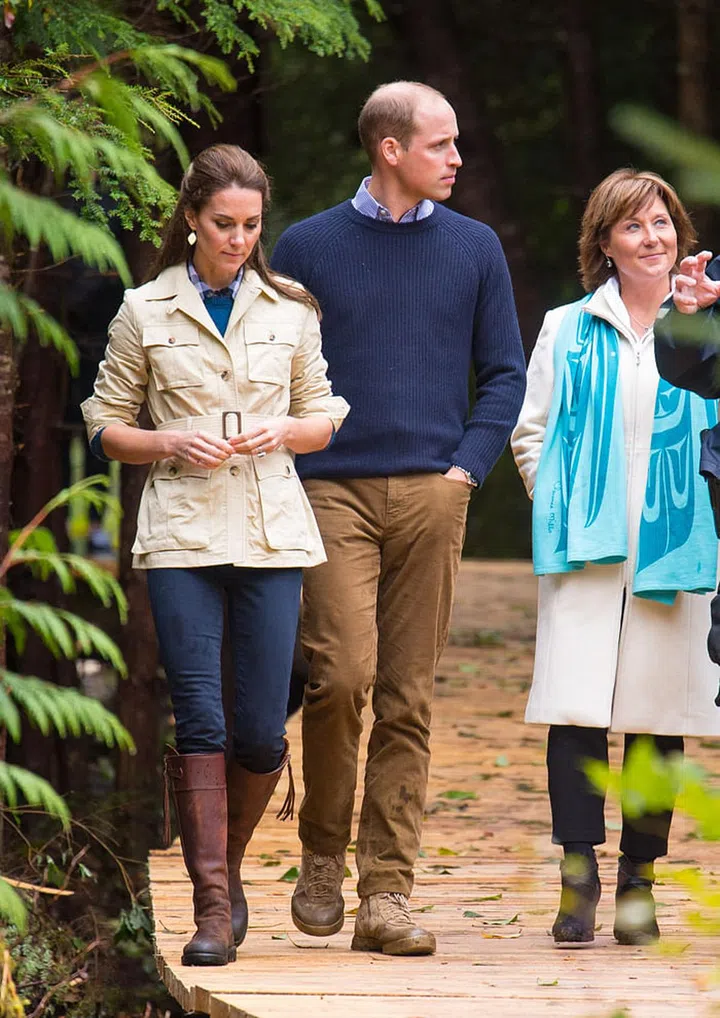 She then visited the Great Bear Rainforest in Bella Bella, Canada in a classic trench coat. Photo: Getty