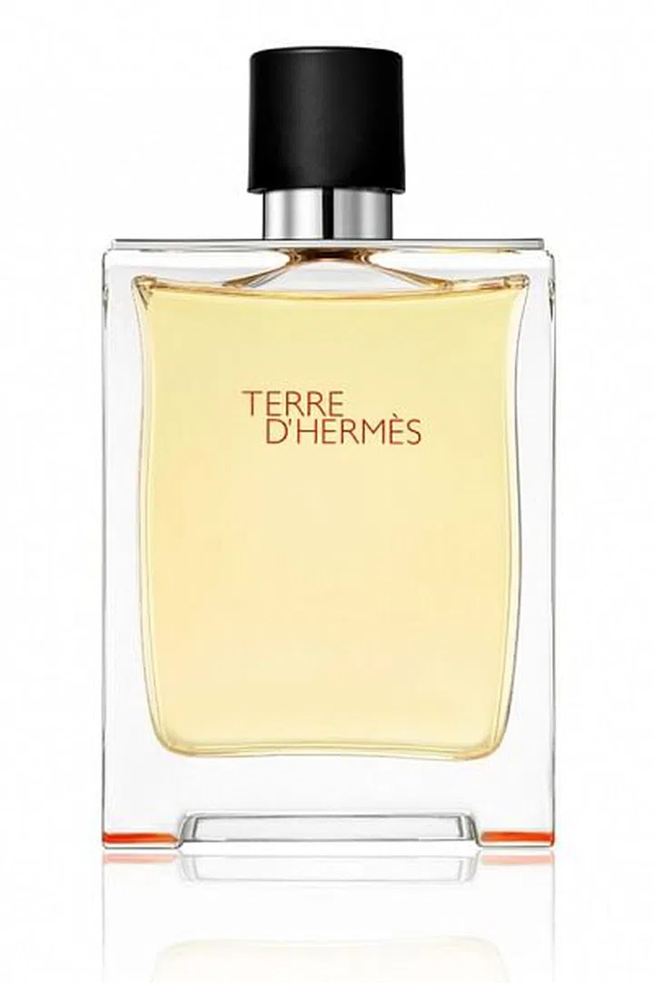 This now-iconic scent has a multi-faceted finish that's perfect for everyday wear. Formulated with fresh citrus, spicy pepper, sweet resin and dry woods, we're pretty sure he'll love it as much as you do. 