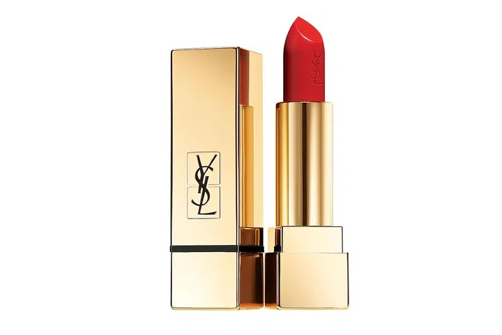 Not too orange, not too blue, this universally flattering red is perfect on all skin tones.