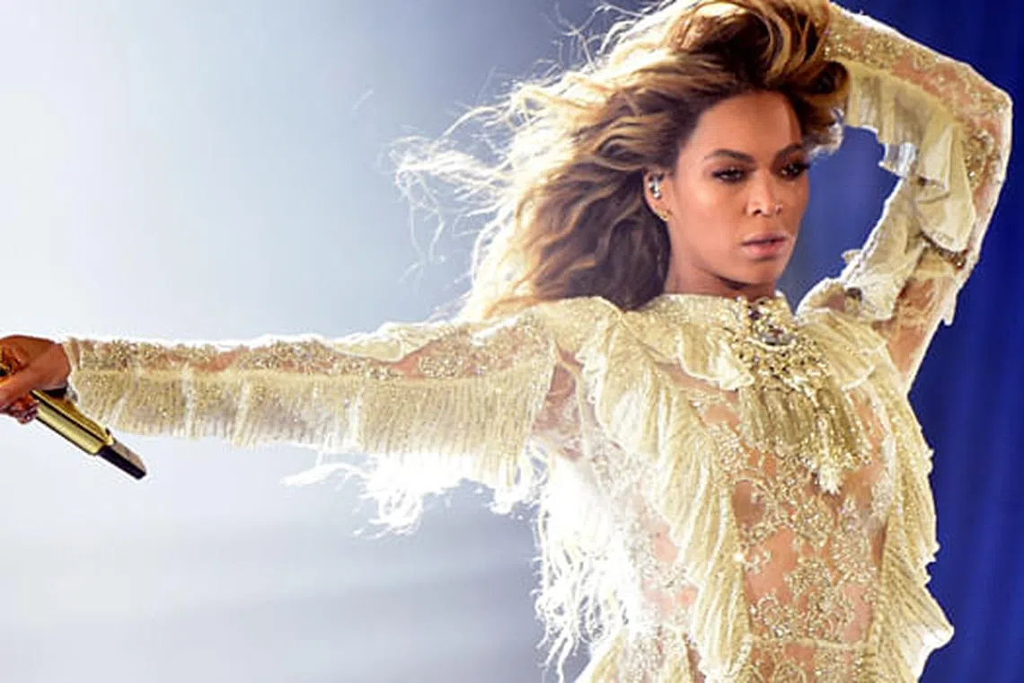 The Top 10 Times Beyoncé Slayed Us With Her Beauty Looks | Harper's ...