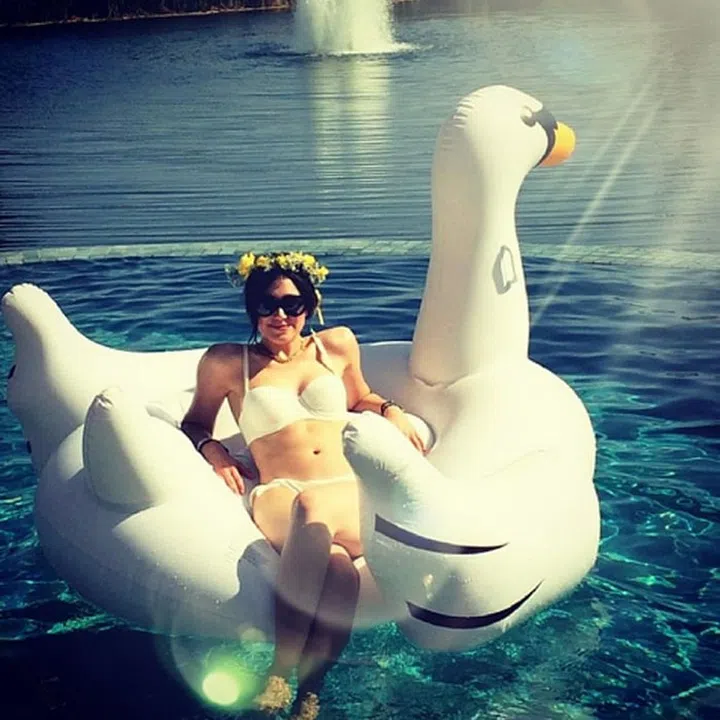 I'm on a SWAN, muthaf*****s #coachella. Photo: Instagram