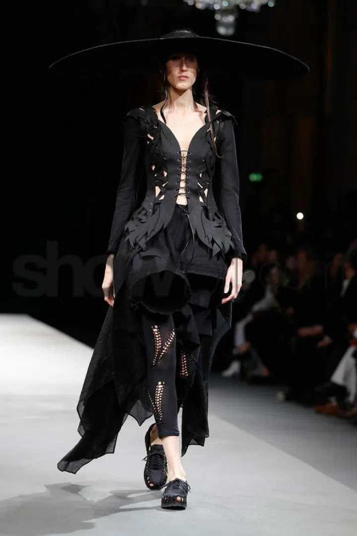 Photo: Showbit
