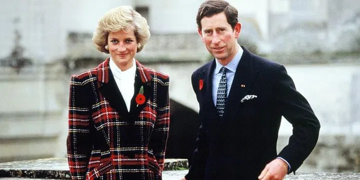 Posing outside of the Chateau de Chambord during their official visit to France. Photo: Getty 
