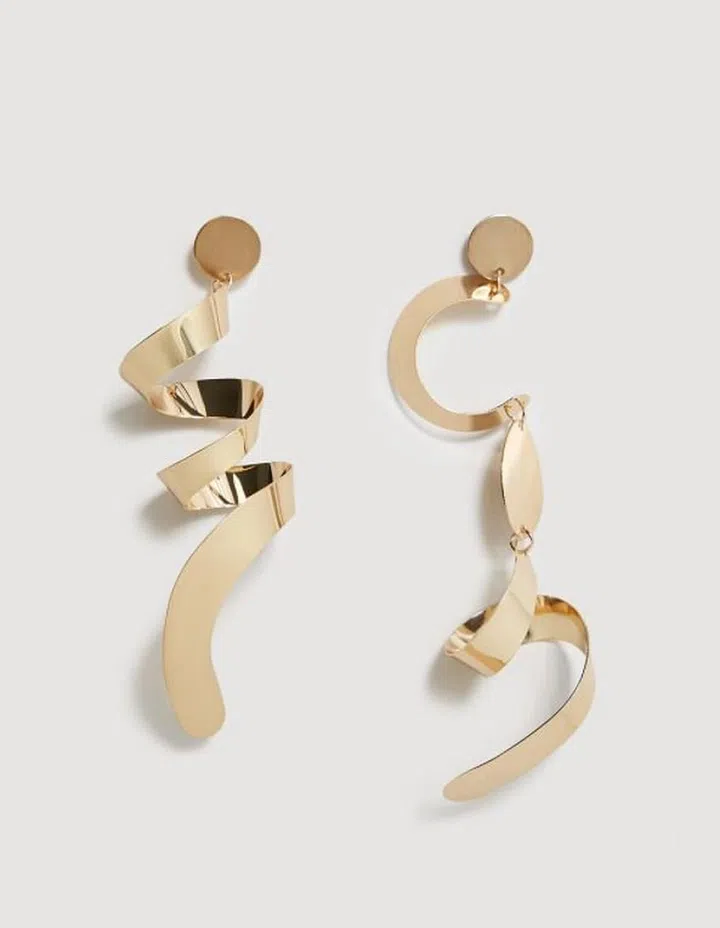 Spiral Earrings, S$29.90, shop.mango.com

