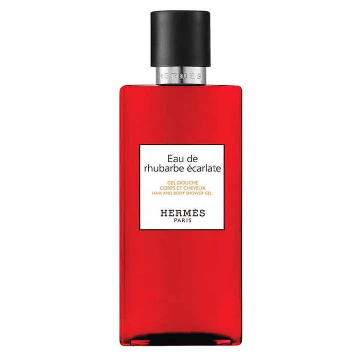 Rhubarb’s crispness melds with smooth white musk for an invigorating yet comforting scent that leaves skin cleansed and conditioned. 