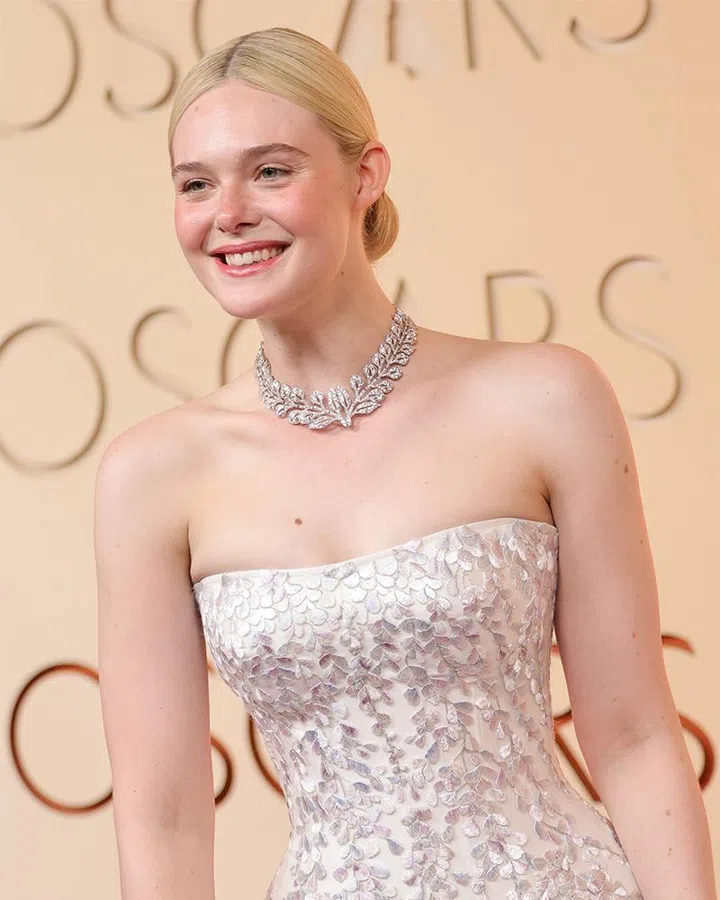 oscars 2026 best jewellery | elle fanning cartier