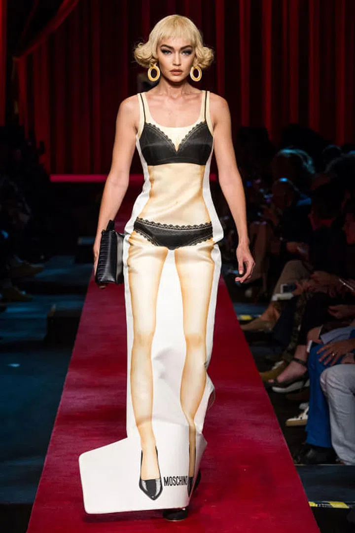 Why not take inspiration from Jeremy Scott's fun paper-doll creations? If executed right, you will be the best-dressed guest of the night.