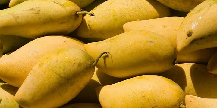 A known source of vitamins A and C, this sweet  tropical fruit also has selenium that balances the hormones, phosphorous that boosts nutrient utilization, and iron that works with folate in the body to build healthy red blood cells. Photo: Getty