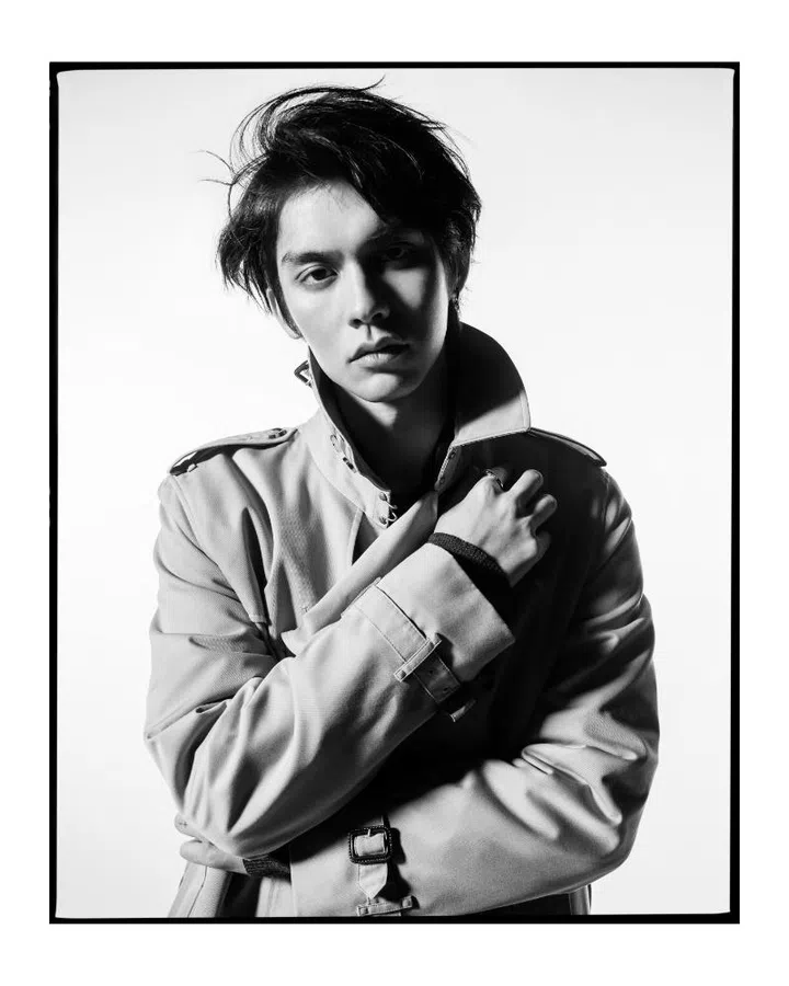 celebrity campaigns, bright vachirawit x burberry