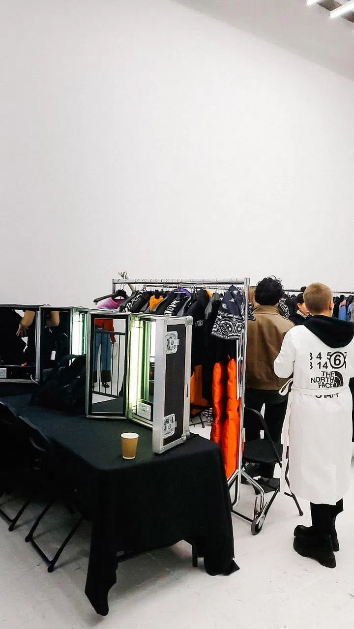 Gucci wasn't the only brand which had a backstage-themed show for fall/winter 2020. Just a few days earlier at London Fashion Week, guests had to walk past the backstage at MM6 Maison Margiela in order to exit the show venue.