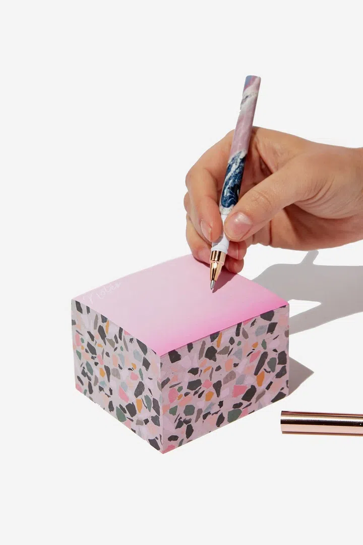 Keep tab of every important note or reminder that you get with this memo pad by Typo, which comes stylishly designed in terrazzo print. 