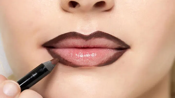 1429203767-syn-21-1429118155-mcx-lips-1