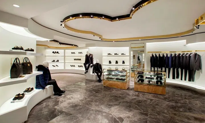 Photo: Versace