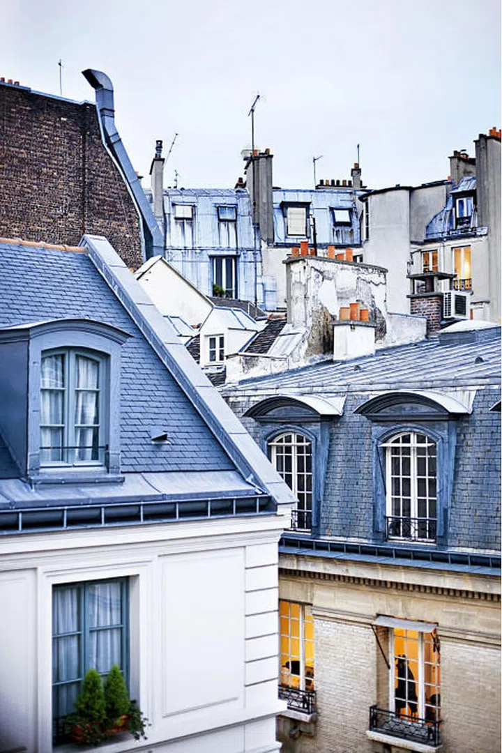 It's hard not to fall in love with a city like Paris. Every arrondissement is full of postcard-worthy architecture, idyllic city parks seem to outnumber the people...and the food! Even that's beautiful—macarons, anyone?