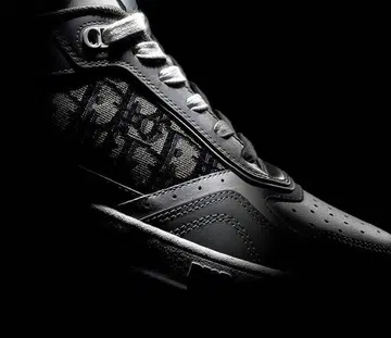 Dior Men B27 Sneakers