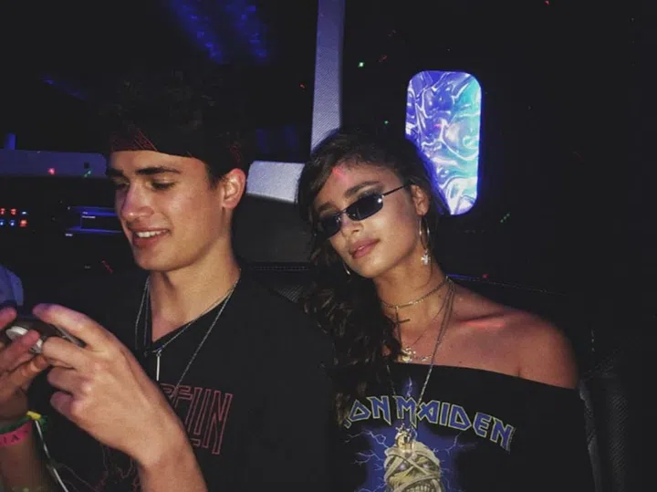 Be festival ready by topping off your graphic tee with these glasses for the complete grunge look. Photo: @taylorhill 