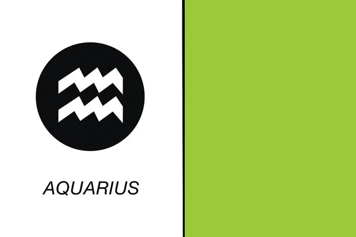 Colours to avoid: Dark blue & green
