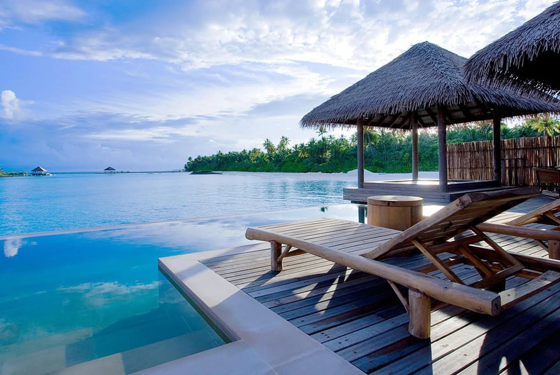 Giveaway, Maldives, COMO