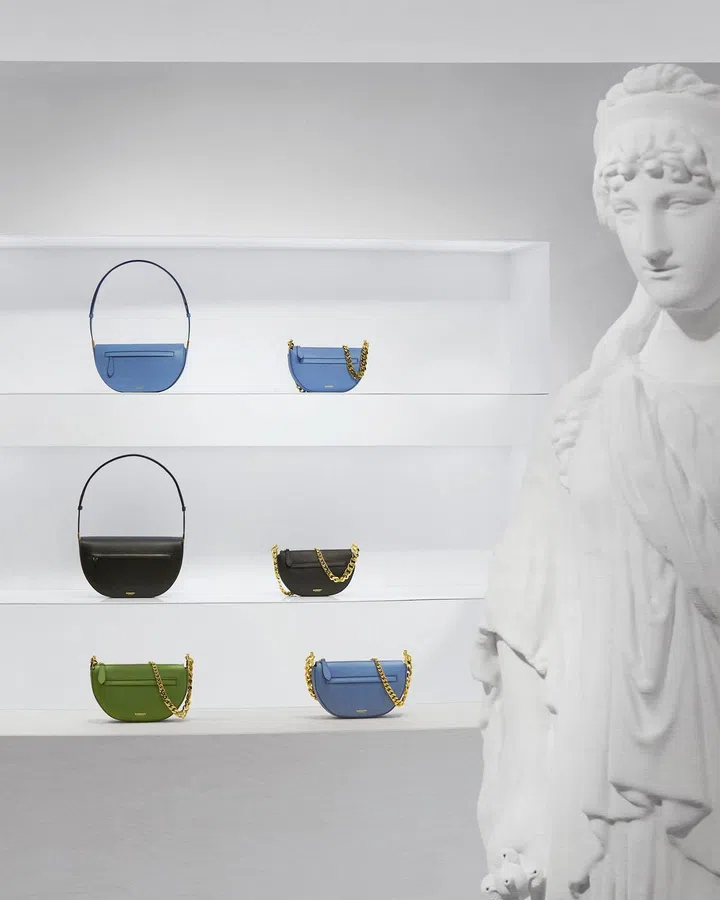 Kendall Jenner, FKA Twigs, Shygirl In Burberry Olympia Bag