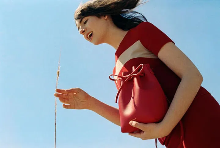 Hari Nef Mansur Gavriel