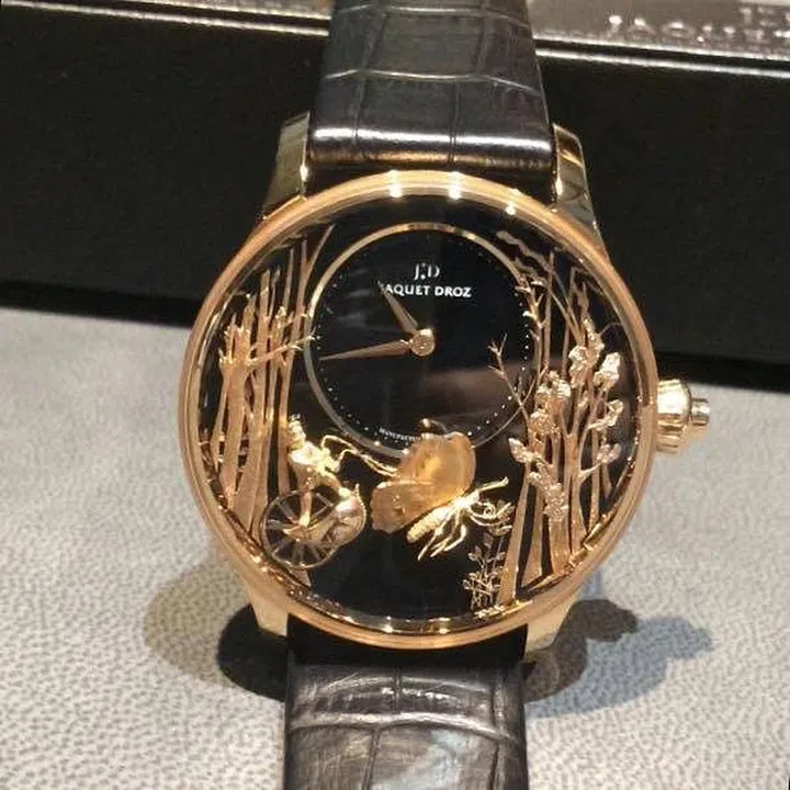 The Loving Butterfly Automaton watch, with a butterfly that flaps its wings on demand, bears ingenious techniques that have 3 patents pending