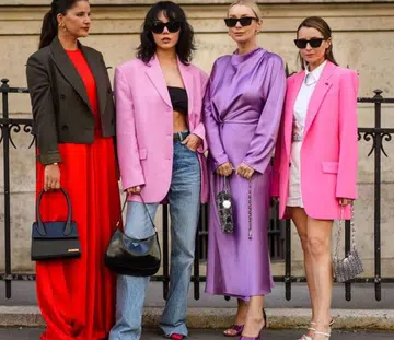 Street Style Couture Fashion Week Fall 2021