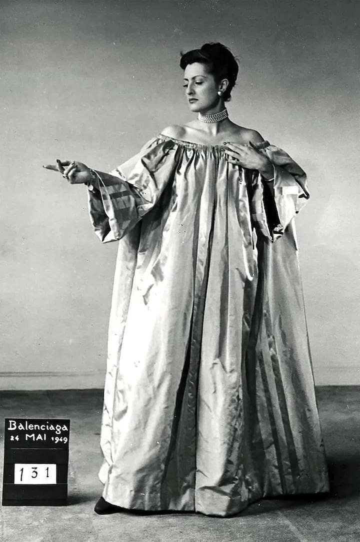 An exploration of silhouette by Cristóbal Balenciaga. (Photo: Balenciaga)