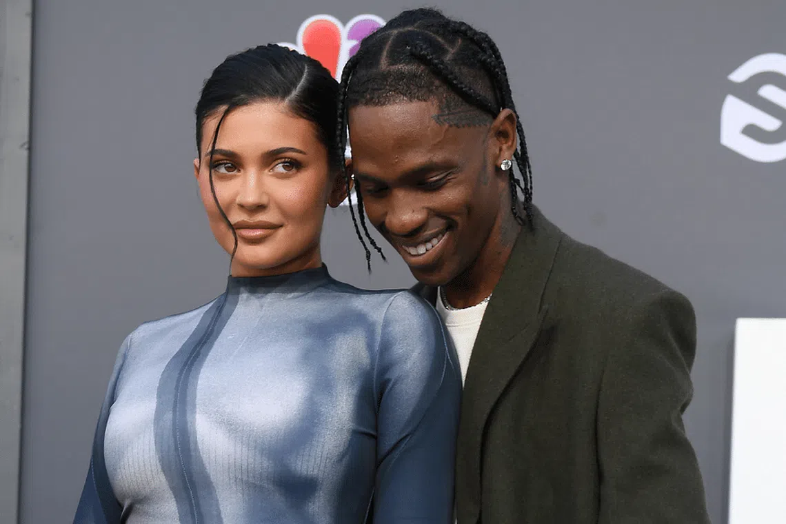 Kylie Jenner And Travis Scott Walk Red Carpet With Daughter Stormi