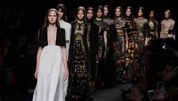 Valentino SS16 Livestream
