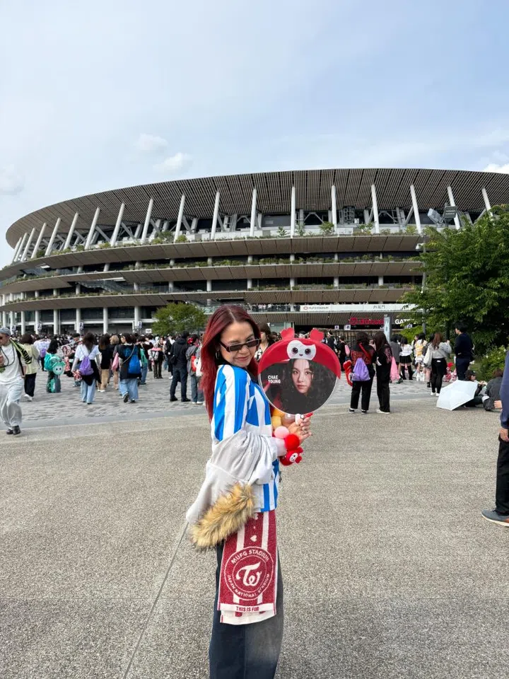leah shannon | twice merchandise | culture insider