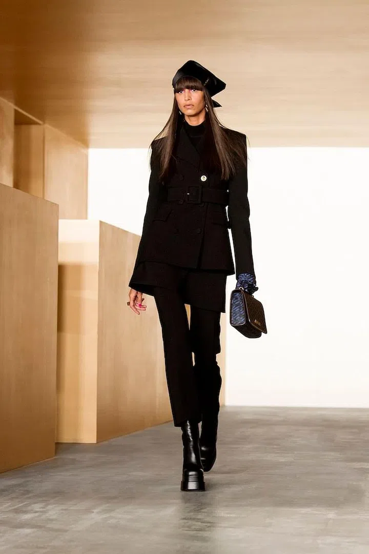Photo: Versace