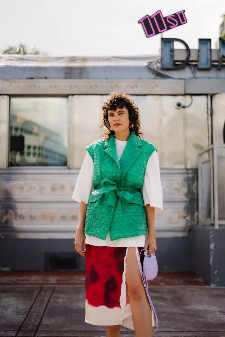 Tess Bruns Streetstyle Prada Red Skirt