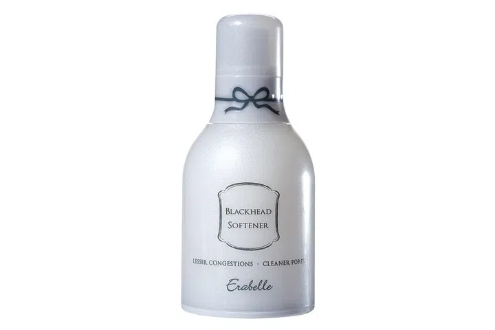 Salicylic acid softens keratin plugs that clog pores while lentil seed extract provides an astringent effect to tighten pores for smoother, clearer skin.