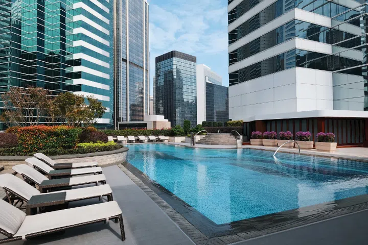 exterior of jw marriott hotel hk