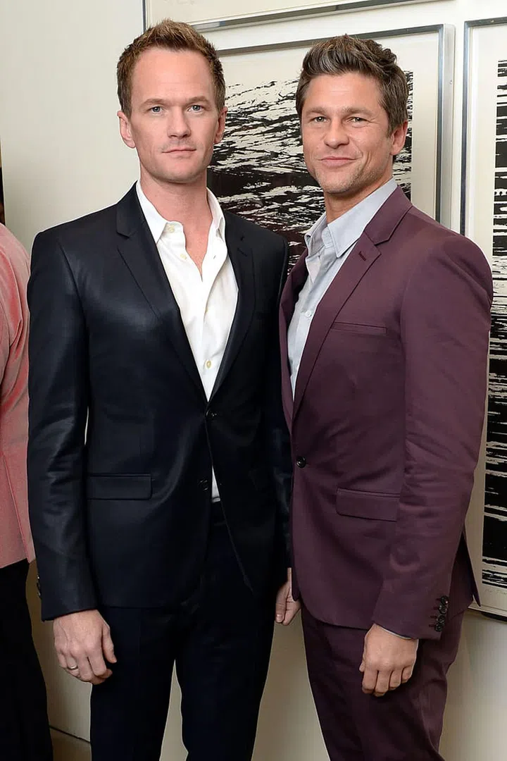 After ten years of dating, How I Met Your Mother alum Neil Patrick Harris tweeted a photo of his wedding to actor David Burtka in September. The duo wore head-to-toe Tom Ford for the ceremony, which took place at a castle in Italy. Elton John serenaded the happy couple.
